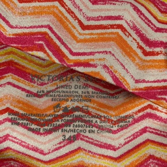 Victoria's Secret Lined Demi Bra 34B - Picture 3 of 5